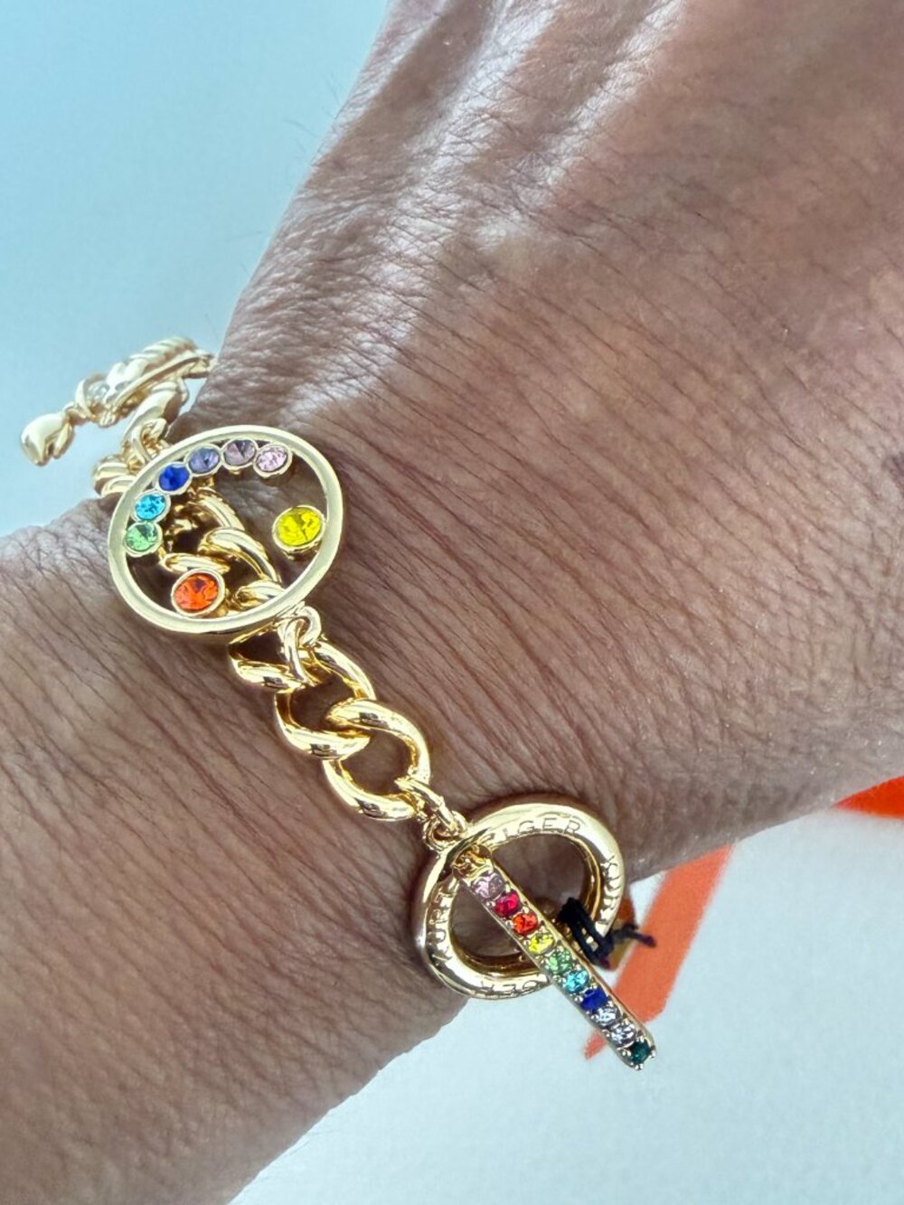 NWT KURT GEIGER LONDON MULTI CHARMS BRACELET W DUST BAG - Picture 5 of 6
